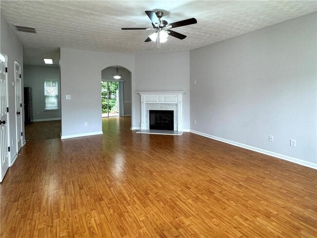 Photo - 673 Kenridge Dr