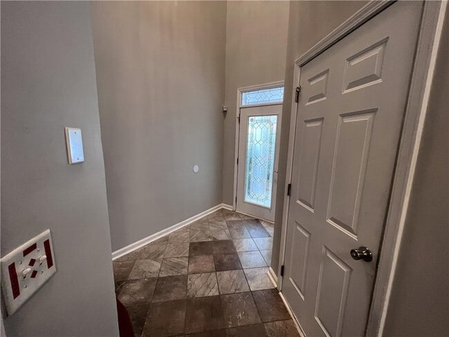 Photo - 4234 Windale Dr NW