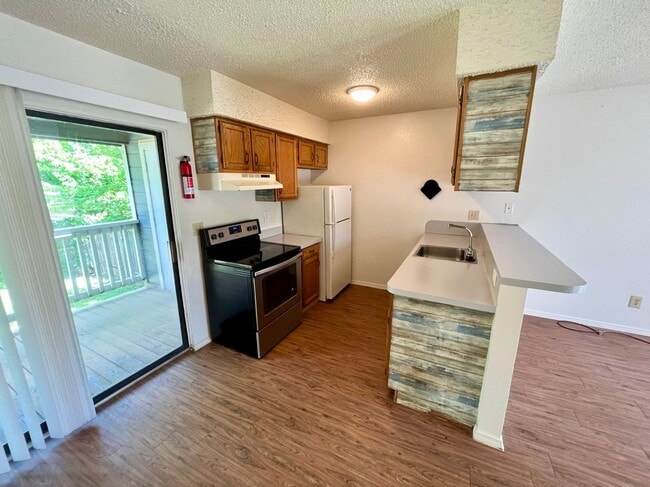 Photo - 122 Hillside Dr Unit A
