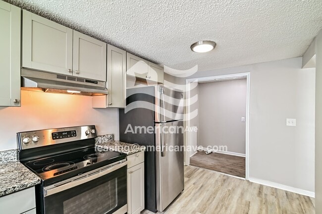 Photo - 713B Hillcrest Ave