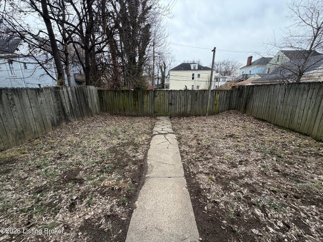 Photo - 1210 E Broadway Unit 1