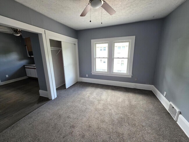 Photo - 1224 Pondview Ave