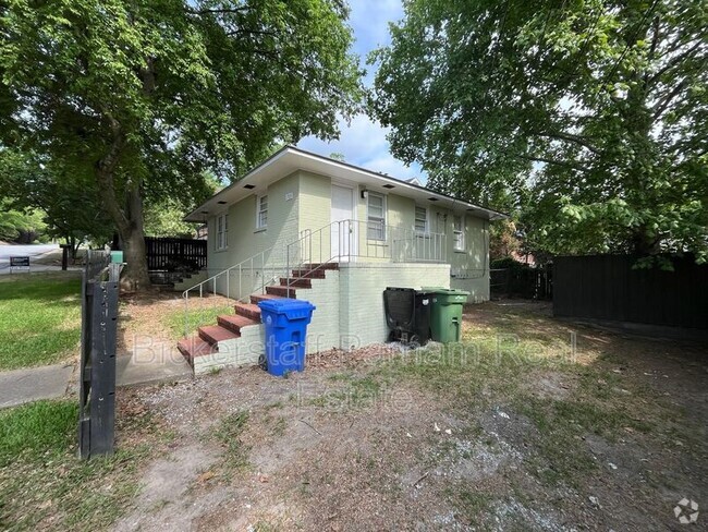 Building Photo - 1705 19th St Rental