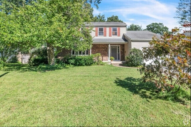 Building Photo - 63 Oakwood Dr Rental