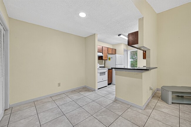 Building Photo - 8360 Jorine Dr Unit 8360 Rental