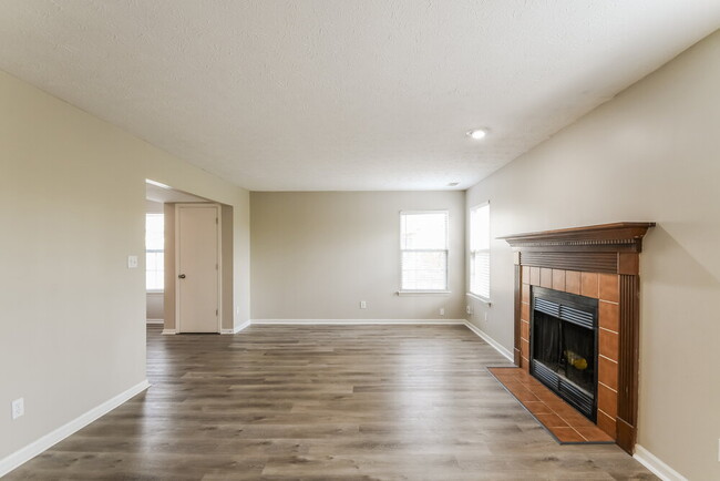 Photo - 5223 Pin Oak Dr