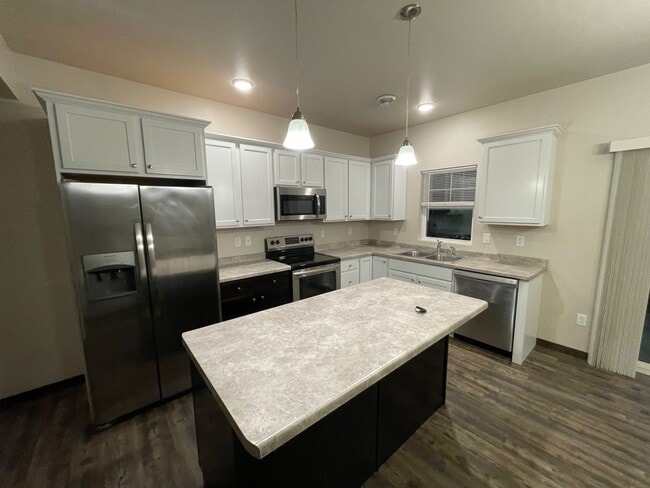 Photo - 1041-1043 S 12th Ave Apartment Unit 1043