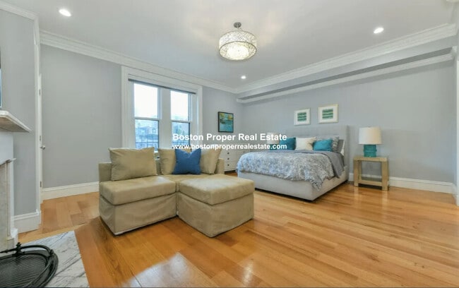 Photo - 214 Beacon St Unit 3