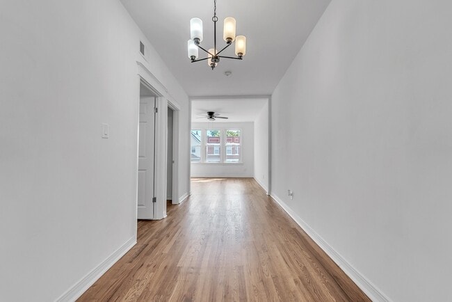 Photo - 1330 S 49th Ave Unidad 2