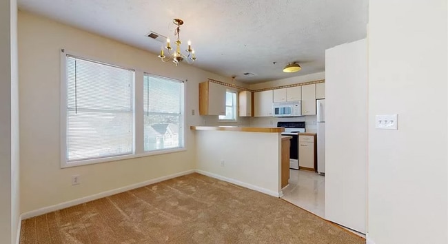 Photo - 978 Stewarts Creek Dr Unit 9