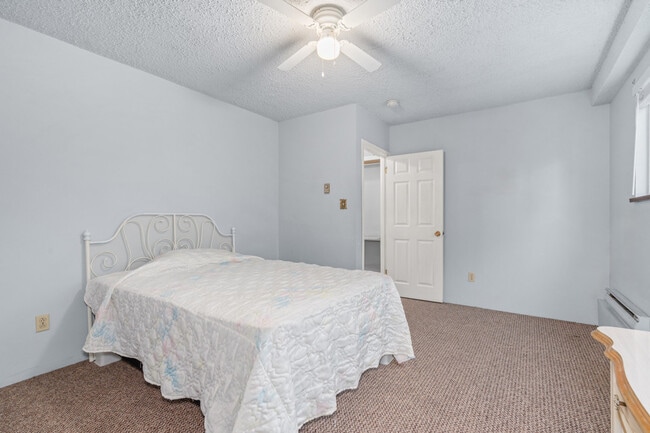 Photo - 4820-4200 200 St Unit ID1375276P