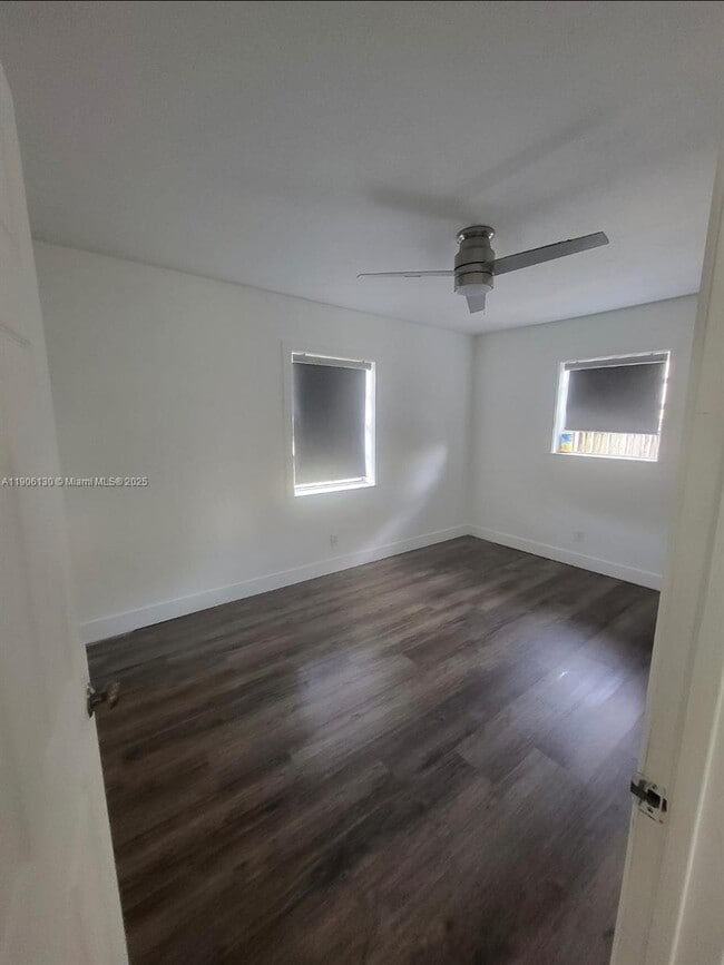 Photo - 1402 NW 13th Ct