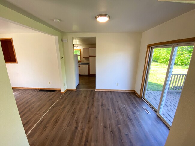 Photo - 1020 2nd Ave N