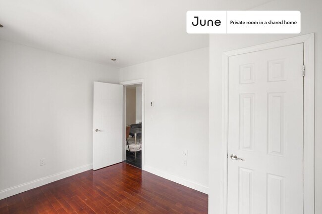 Room in Shared 3 bed/2 bath home in Upper West Side