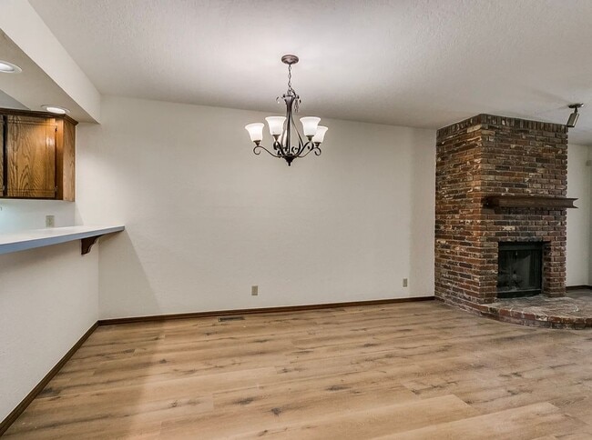 Photo - Beautiful 3bed/2bath Townhome Available in Westside Norman!!