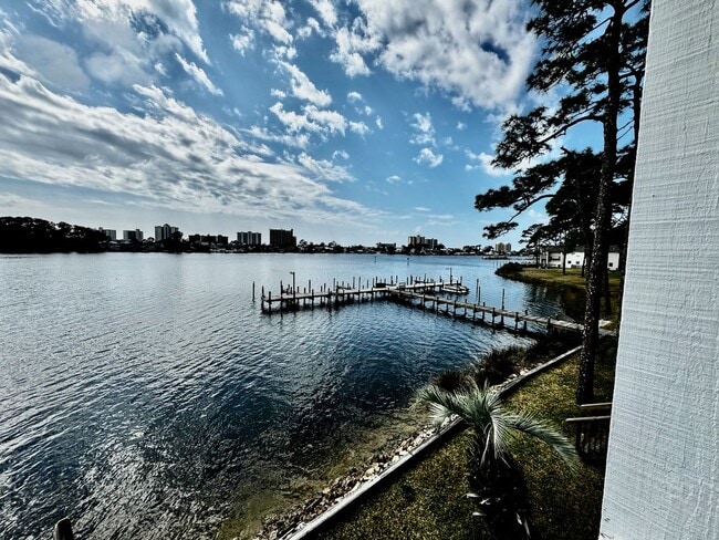 Photo - $500 discount on the first month's rent fo...