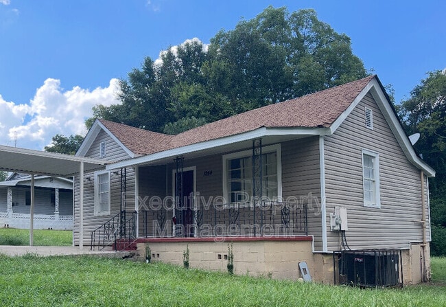 Building Photo - 1254 Lewis St Rental