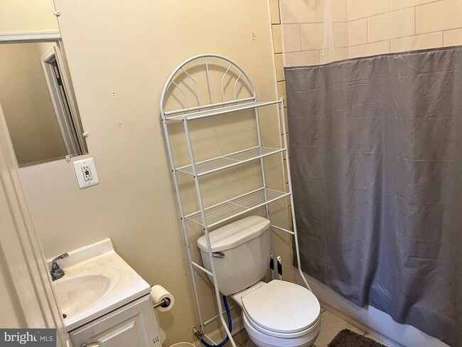 Photo - 1309 N 19th St Unit 1ST FLOOR