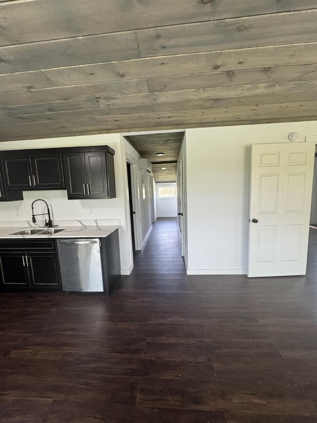 Photo - "Charming 2-Bedroom Duplex Retreat on Everett Road Unit B – 2 Full Baths and 1155 Sq Ft of Comfor...