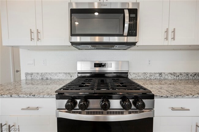 Photo - 402 Larksong Ave