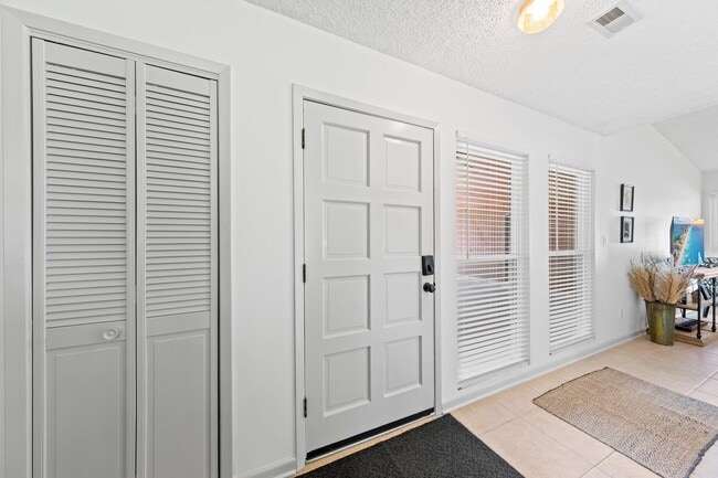 Photo - 111 McEwen Dr
