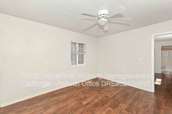2405 G St