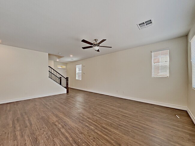 Photo - 674 N Water Street