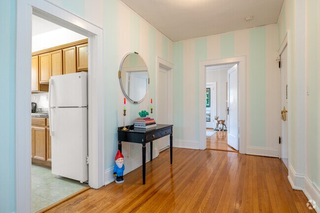 2 BR, 1 BA - Hallway