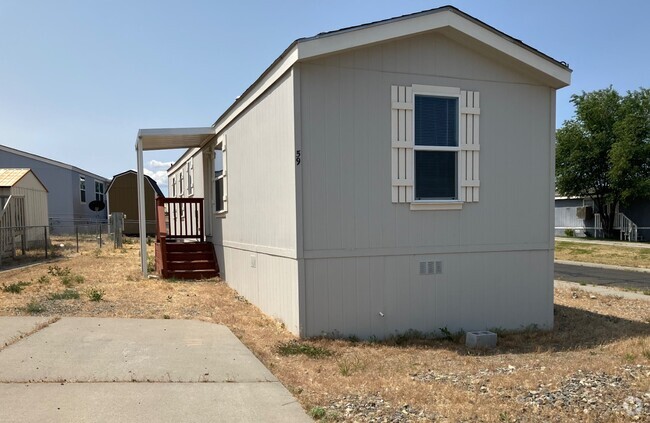 Building Photo - 702 W McArthur Ave Rental