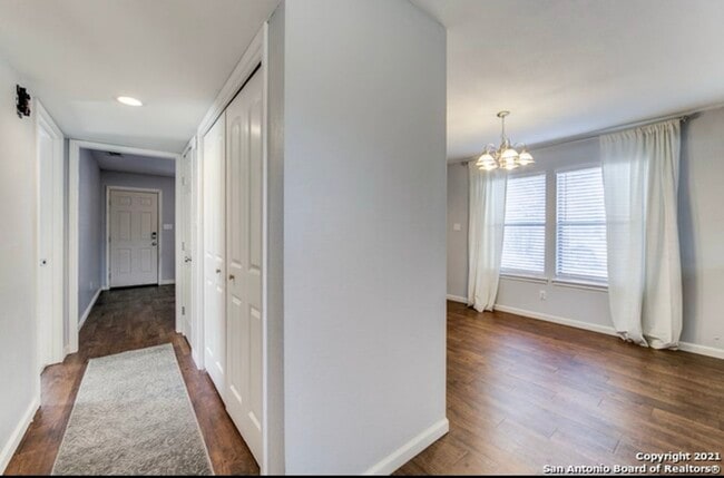 Photo - 134 Oak Grove Dr