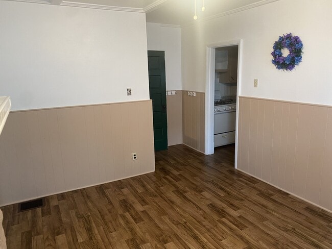 Photo - 310 Beaver St