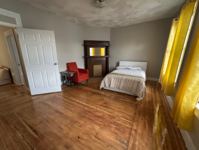 Photo - 10 Thorp St Unidad #2