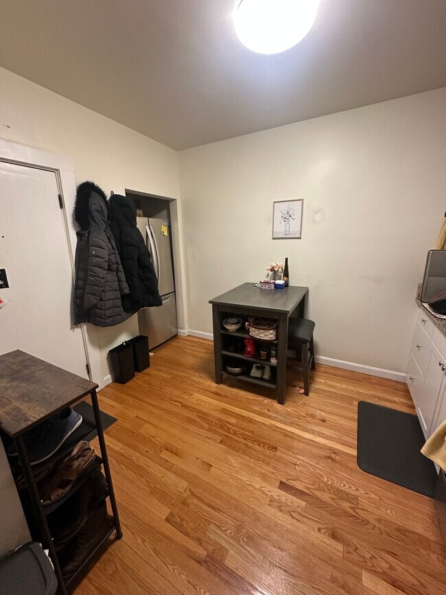 Photo - 15 Aberdeen St Unit 4