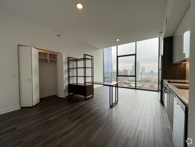 Building Photo - 222 W Hubbard St Unit 1101 Rental
