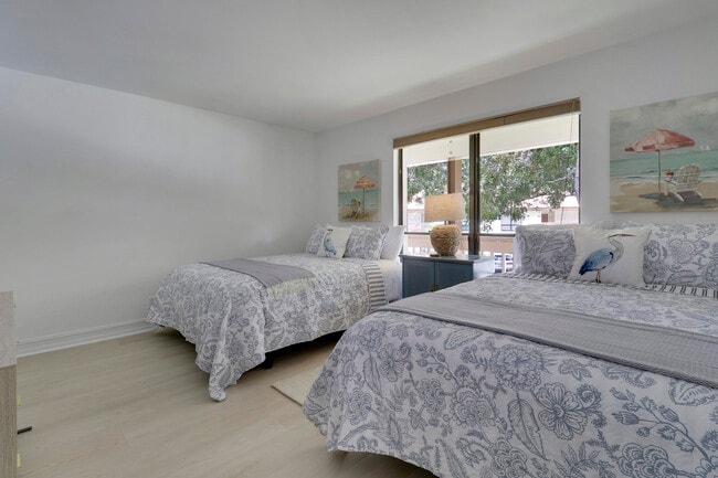 606 Brackenwood Cove