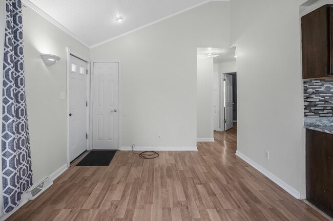 Photo - 22000 Cunningham Ave