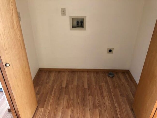 Photo - 2 Bed/1.5 Bath Apartment in NE Bend - Neil... Unit 1