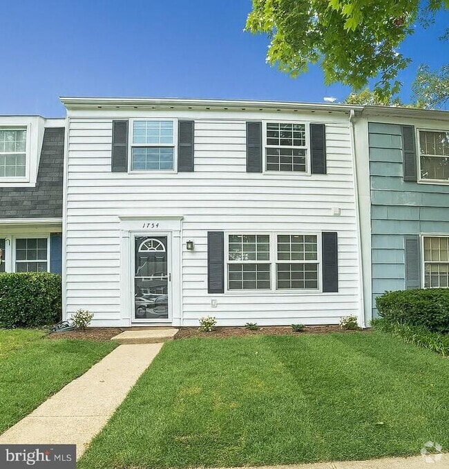 Building Photo - 1754 Woodridge Ct Rental