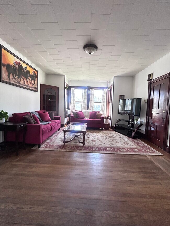 223 Union Ave Unit 1