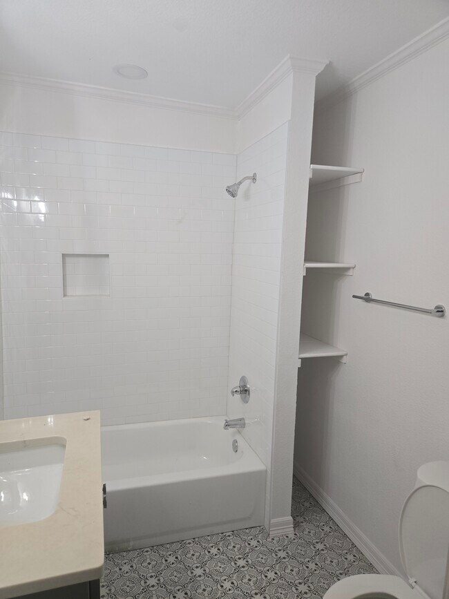 Photo - 415 N 23rd St