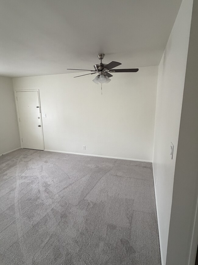 Unit 6 - 1130 N Louise St