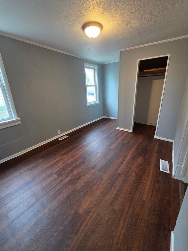Photo - Lower 2 bedroom unit east side