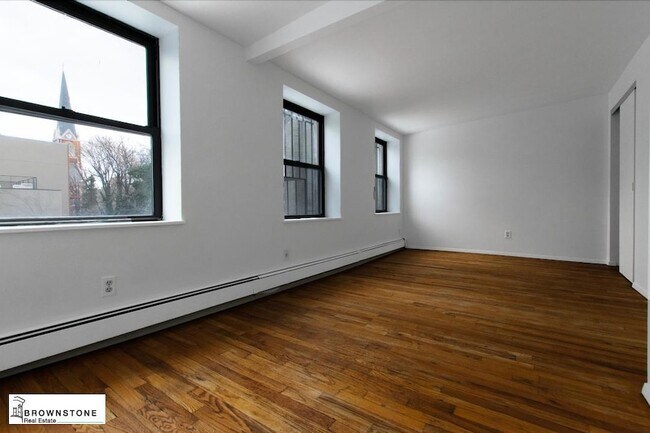 Photo - 271 Columbia St Unit 3