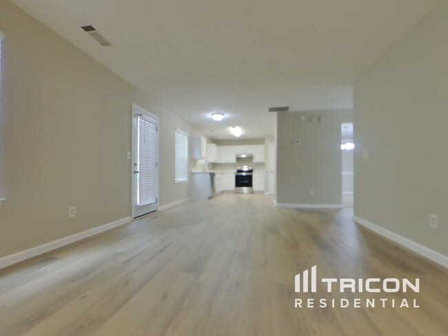 Photo - 2640 Thunder Basin Way