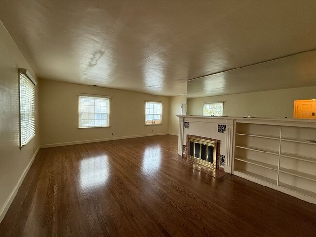 Photo - Charming Carriage District Single Story Ho... House