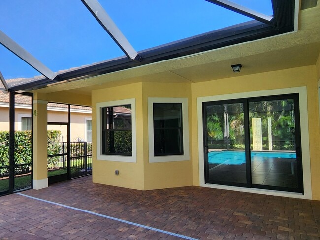 Photo - 2095 NW Diamond Creek Way