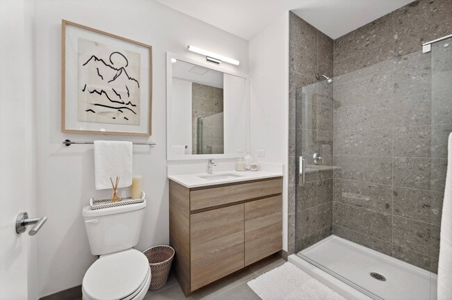 808_interior_bathroom