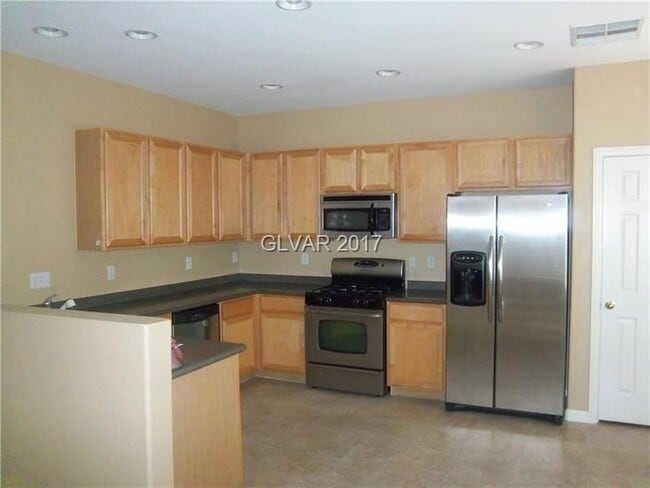 Photo - 3761 Hollycroft Dr