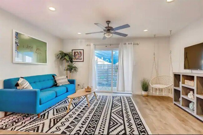 Photo - 3810 Southway Dr Unit 102