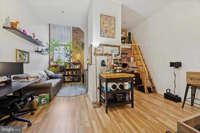 Photo - 315 New St Unit 111